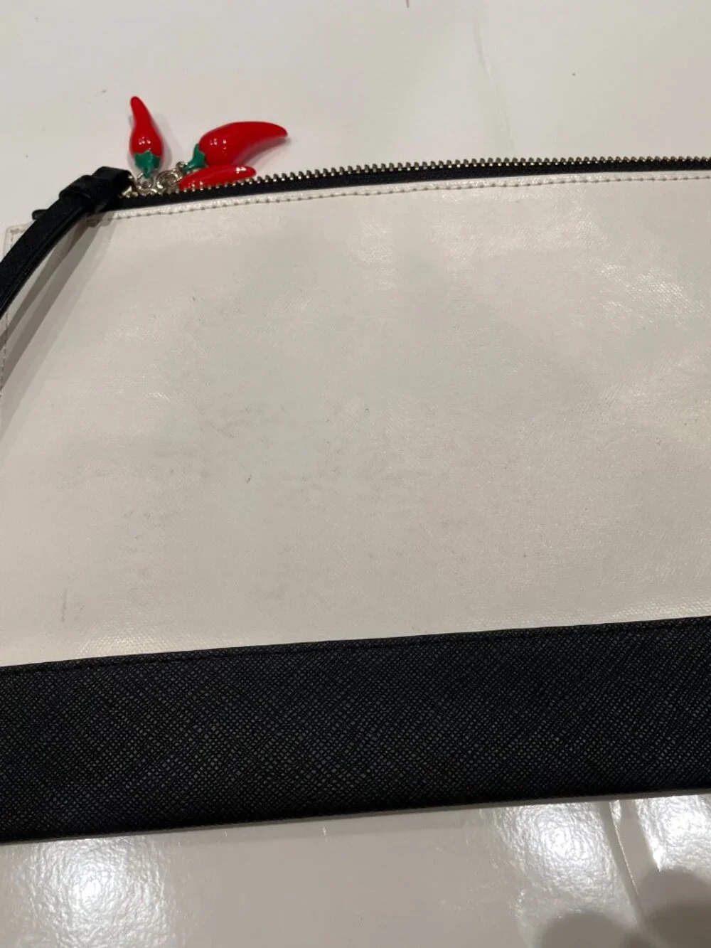 Kate Spade Spicy Hot Stuff Zippered Leather Clutch